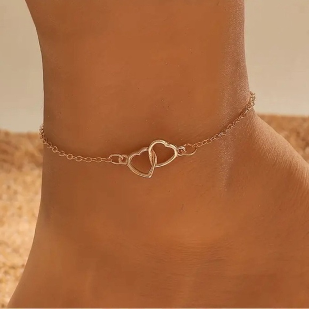 2pc Mini Double Heart Chain Anklet 
Fast Shipping